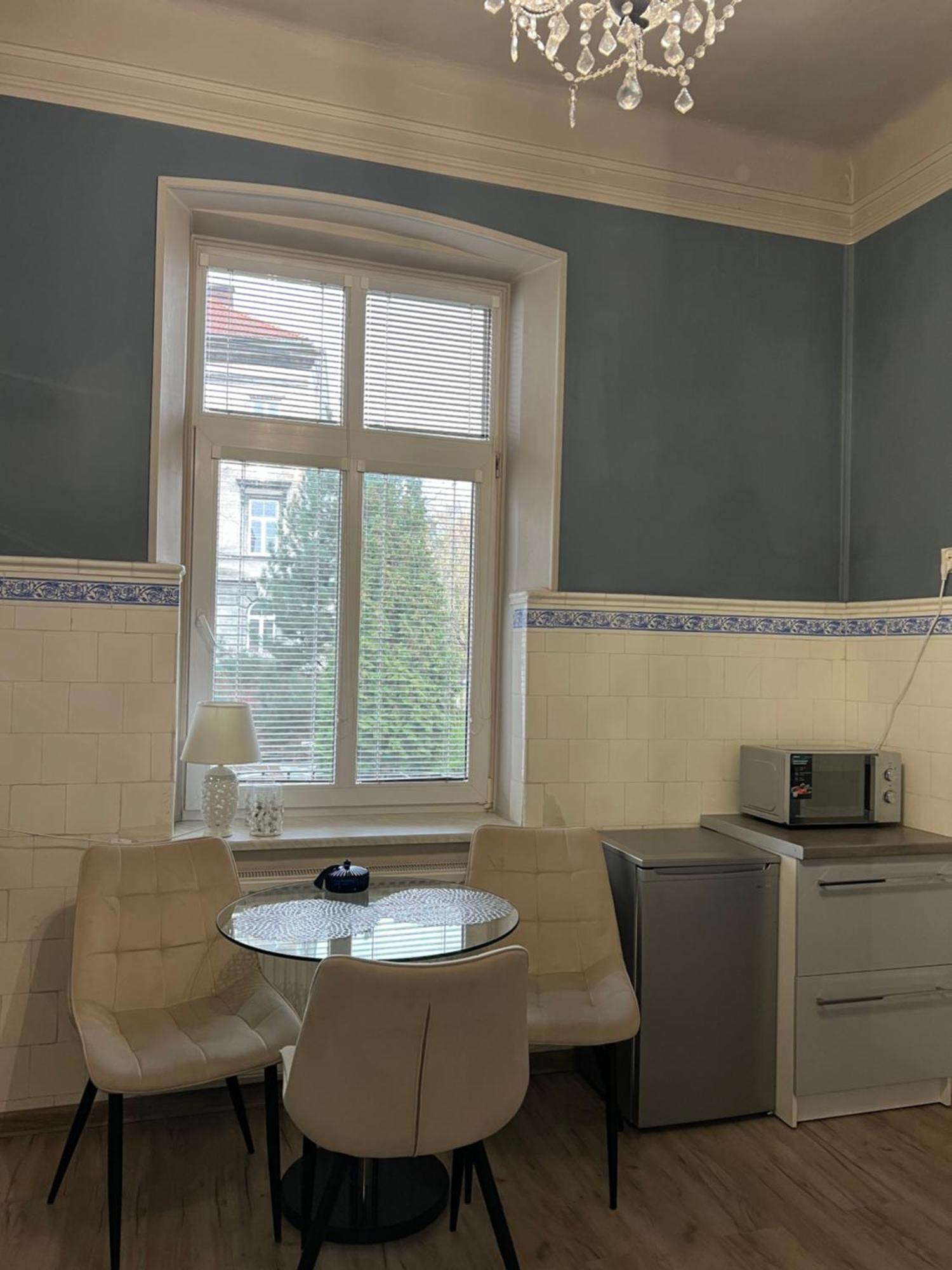 Apartamenty Przy Dworcu Przemyśl Exterior foto